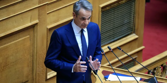 Συζήτηση στη Βουλή για την ακρίβεια και τον πληθωρισμό